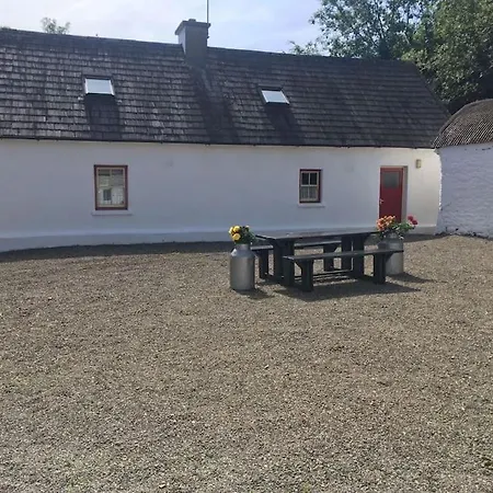 O'neill's Self Catering Cottage- Close To Cashel Holiday home Tipperary