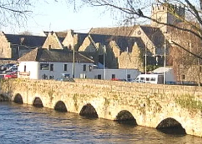 O'neill's Self Catering Cottage- Close To Cashel Nyaraló